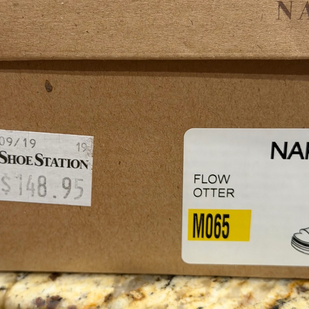 Naked Feet Women's Cream and Gray Platform Slides - Picture 9 of 9